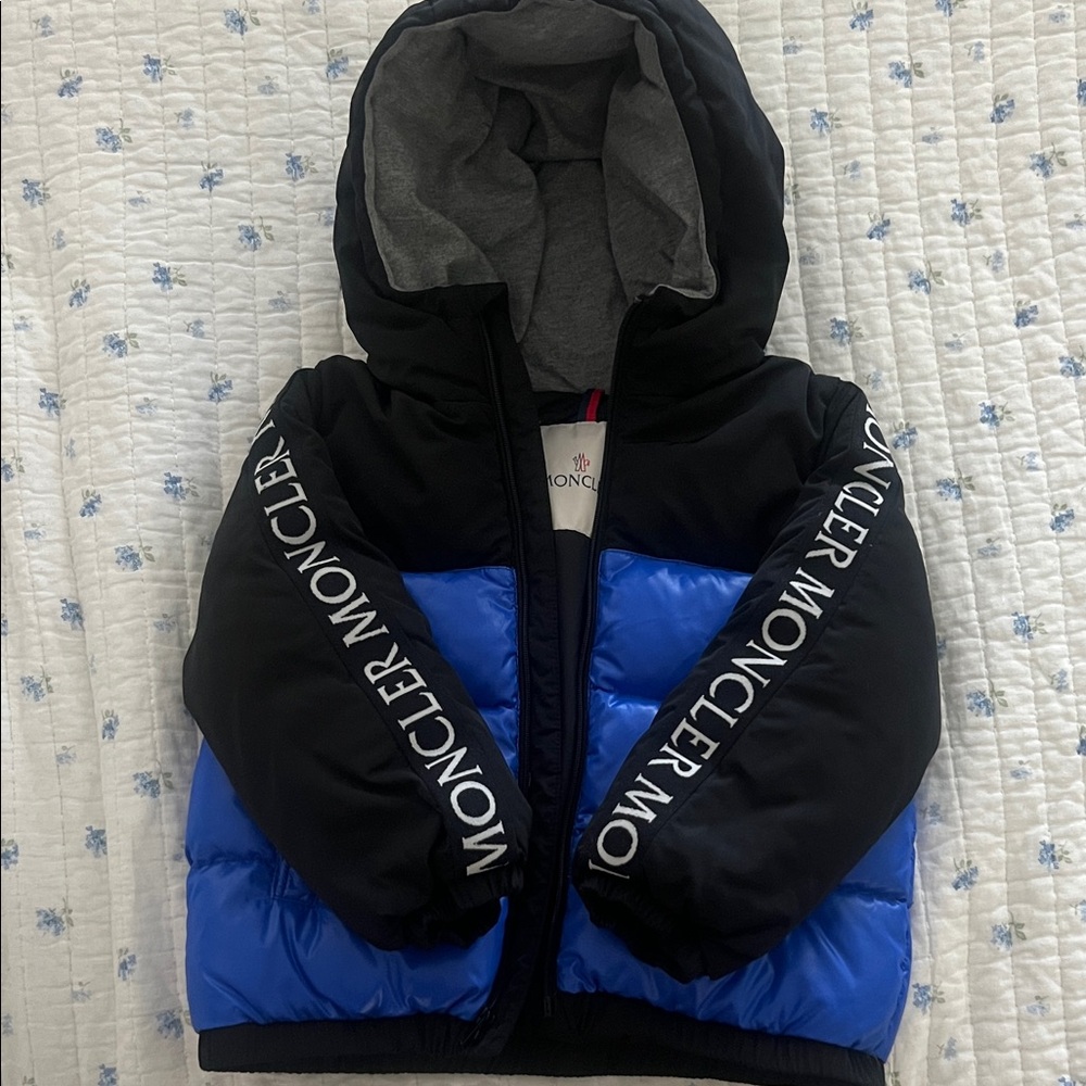 Moncler Kids Black and Bright Blue Puffer Jacket